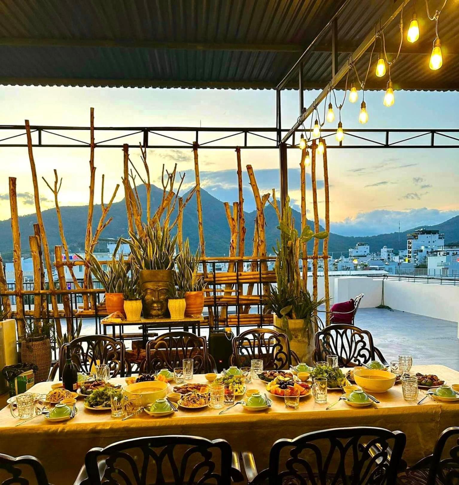 Tubong Hotel Private Enterprise Nha Trang Zewnętrze zdjęcie